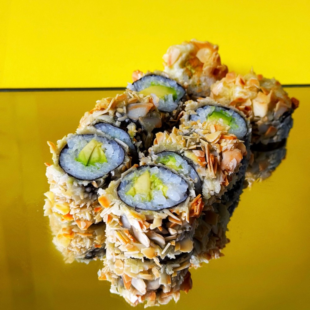 MT-03 Maki tempura aguacate