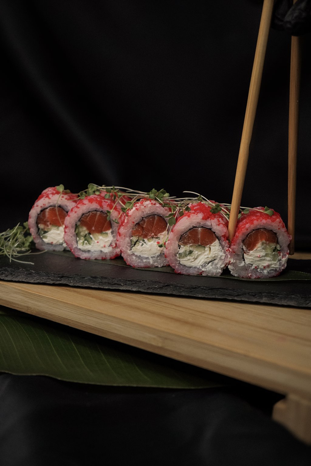 Філадельфія з Лососем в Ікрі 250г.