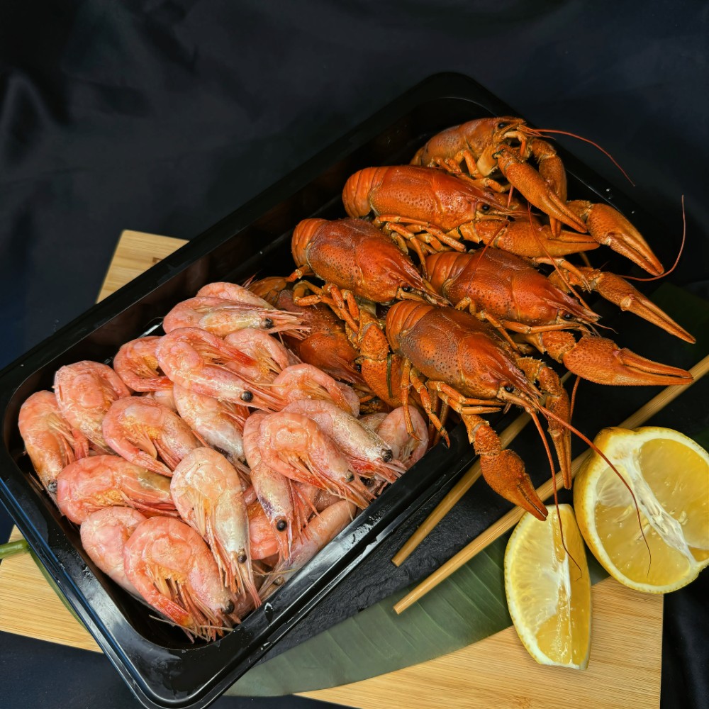 Мікс 1кг. великі Раки 0.5кг 7-9шт/Креветка 0.5кг 45-60шт.