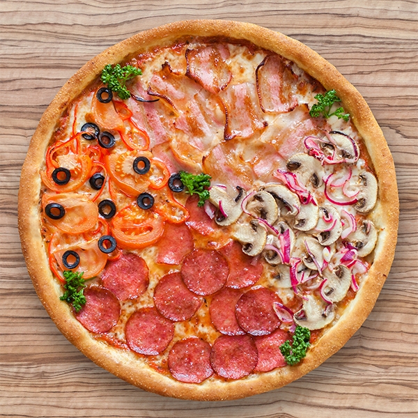 Піца 4 смаколики 60см