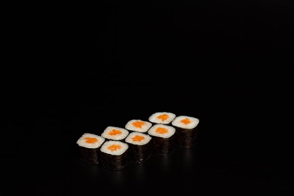 Макі з лососем 