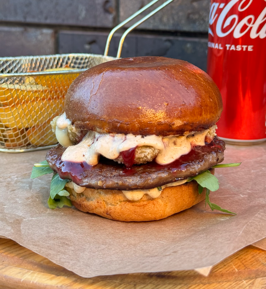 Бургер з кульками Дор Блю