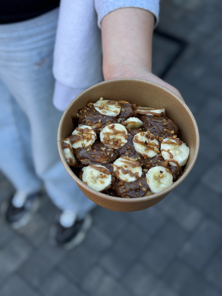 Панкейки з бананом та нутелою