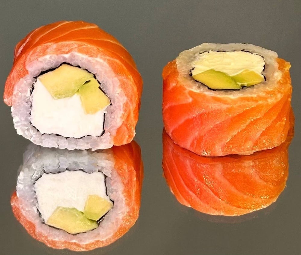 Рол філадельфія з авокадо 370 грам