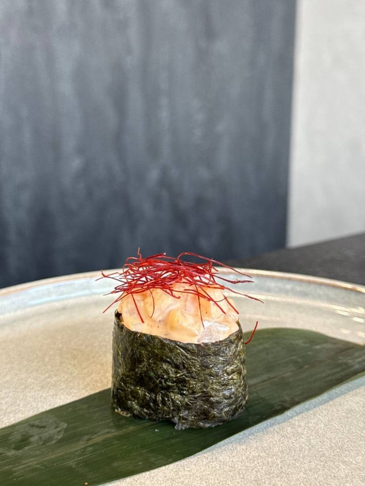 Гункан з гребінцем (45г)