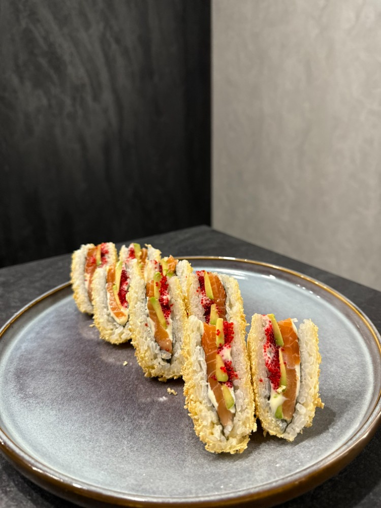 Теплий сендвіч-рол (270г)