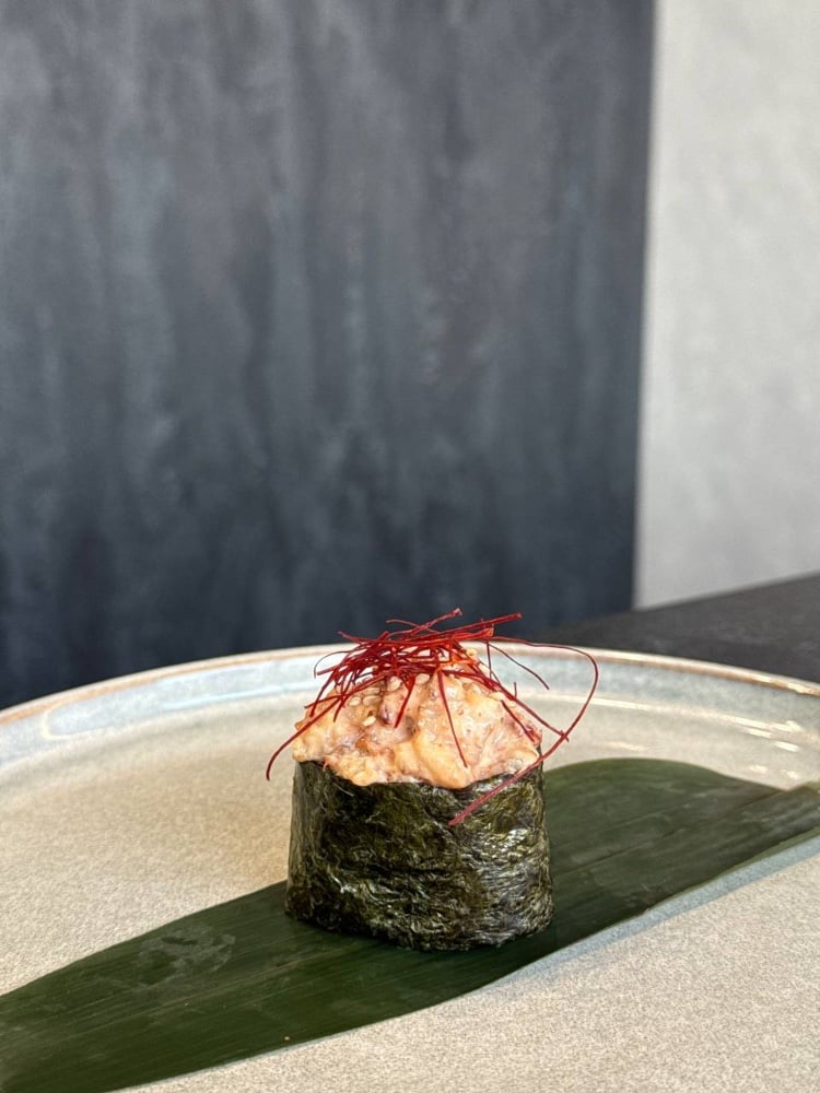 Гункан з вугрем (45г)