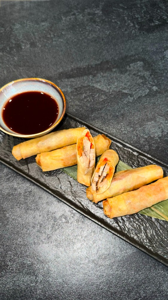 Теплий спрінг-рол з качкою та овочами (5шт)
