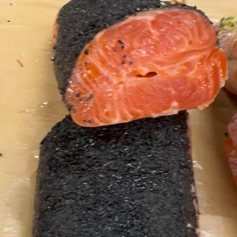 Брикет з форелі Кунжут (ЗП)