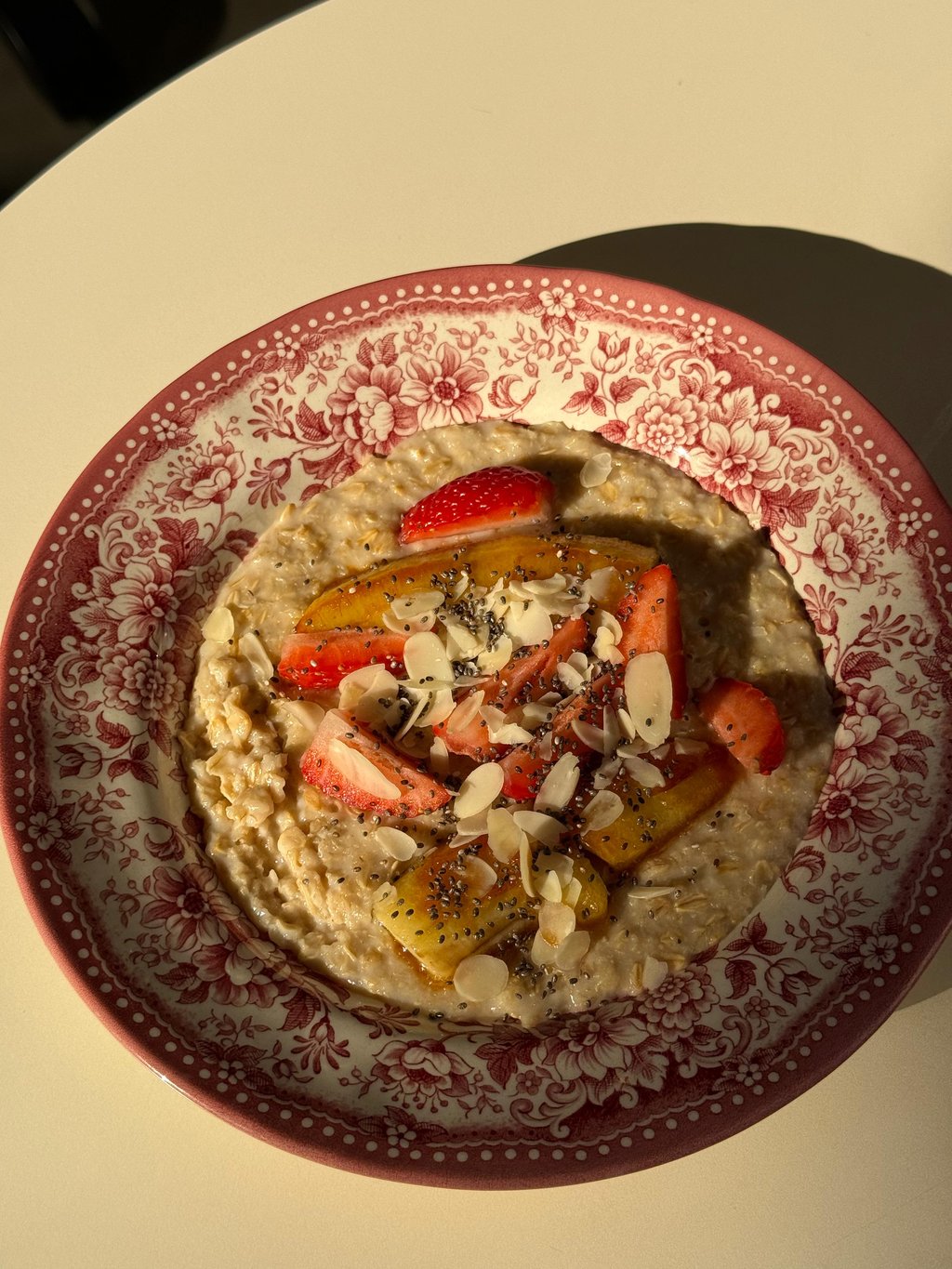 Oatmeal porridge with Caramelized Banana