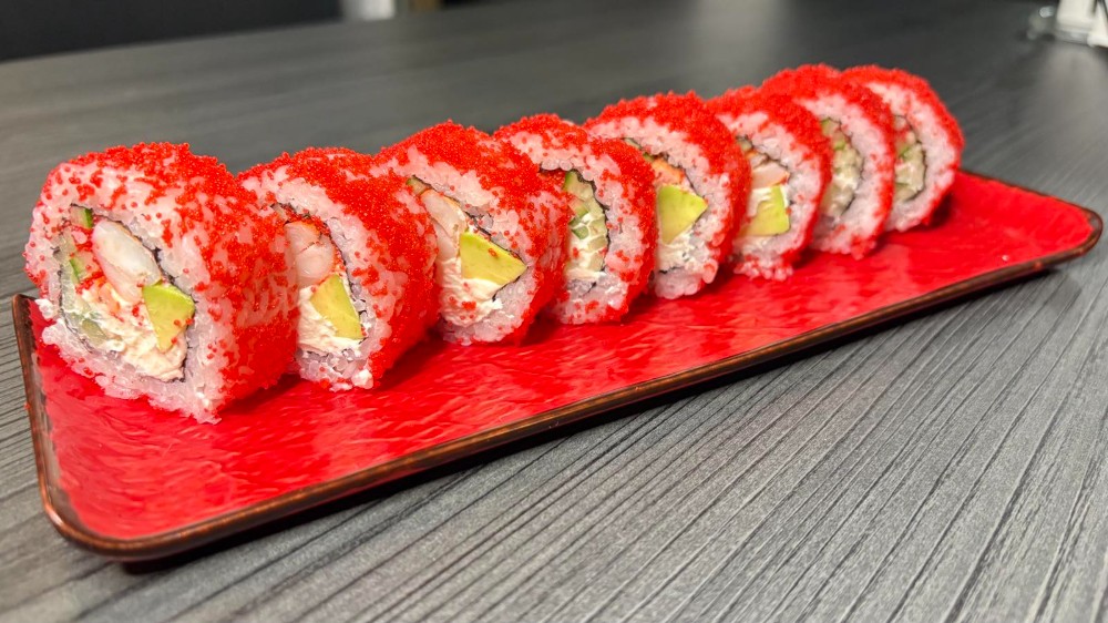 Каліфорнія з тигровою креветкою