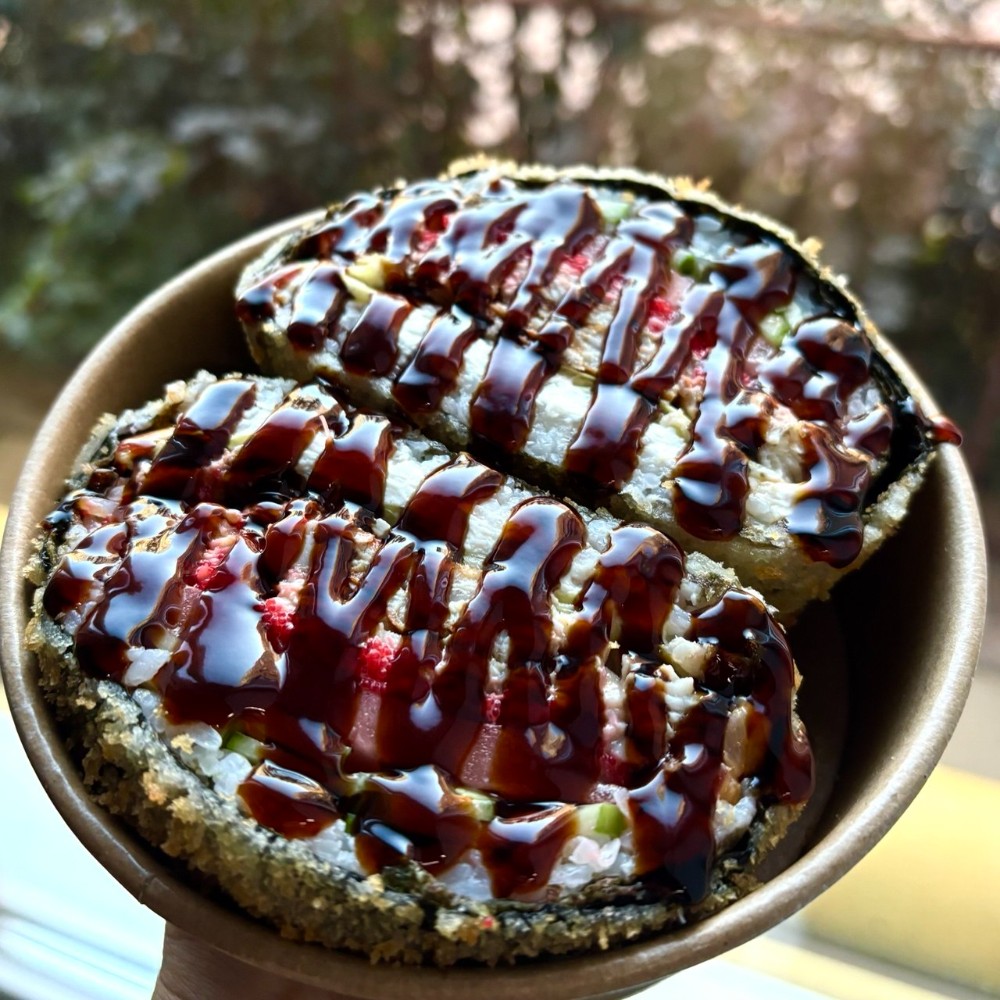 Суші-бургер з вугрем