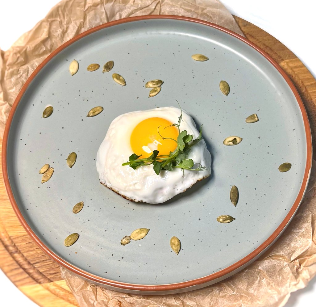 Біфштекс з яйцем