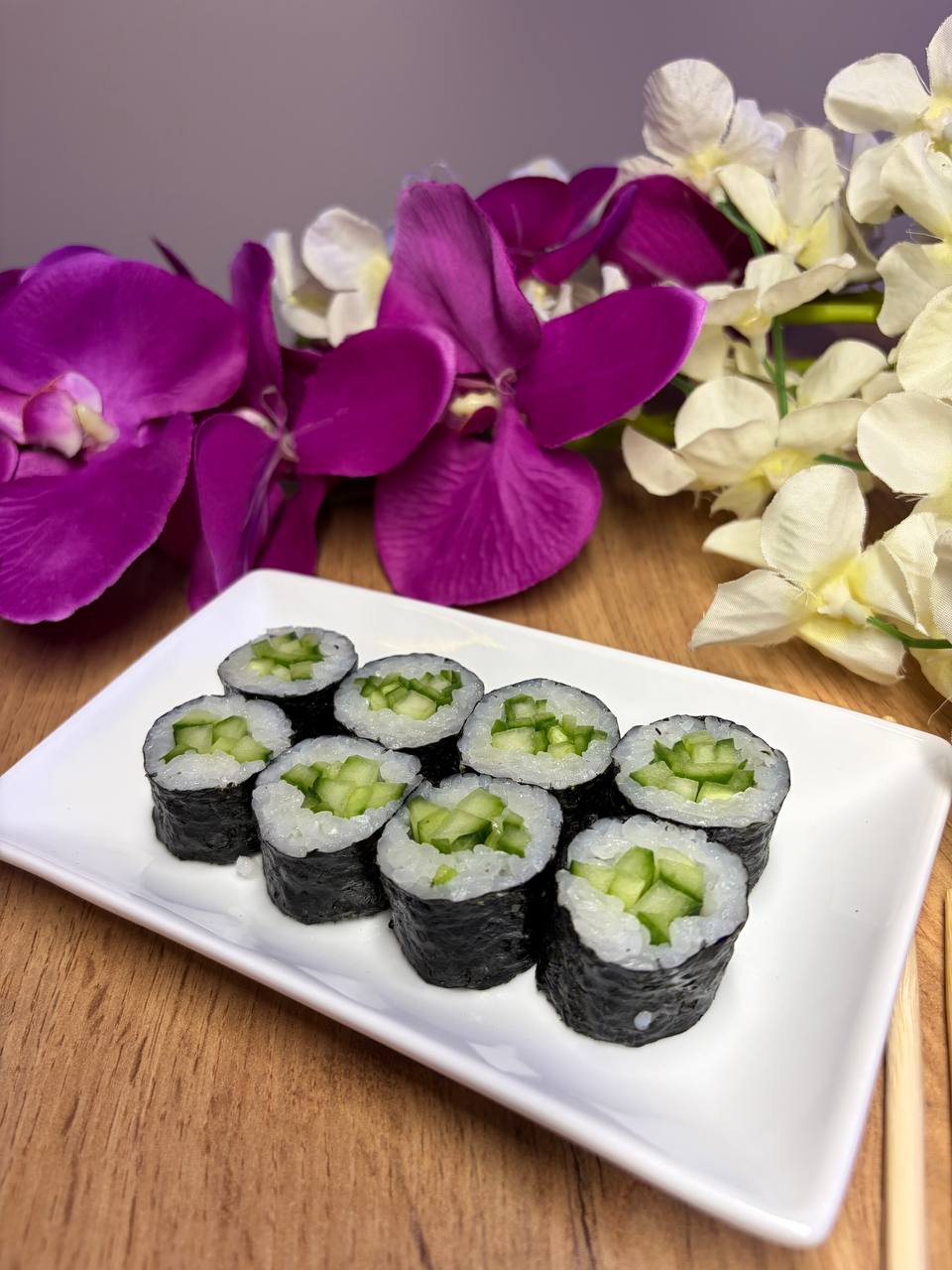 Макі огірок