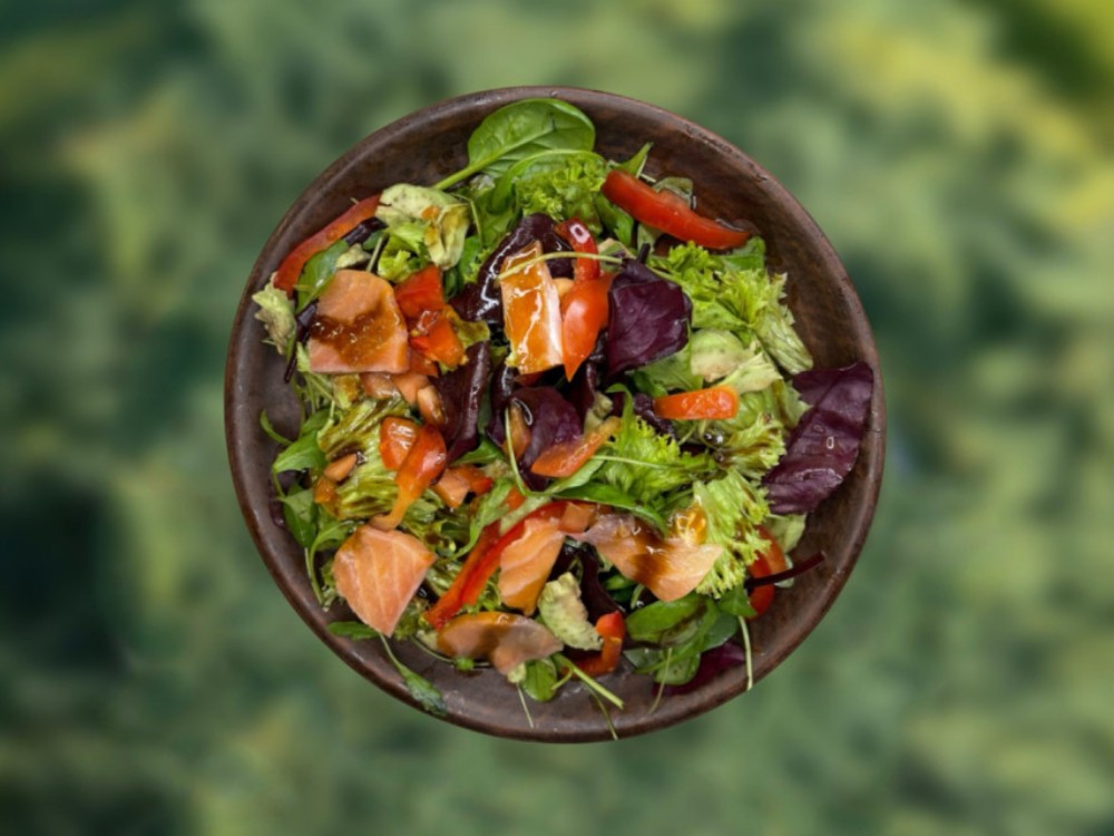 Мікс салату з авокадо і сьомги 1/300