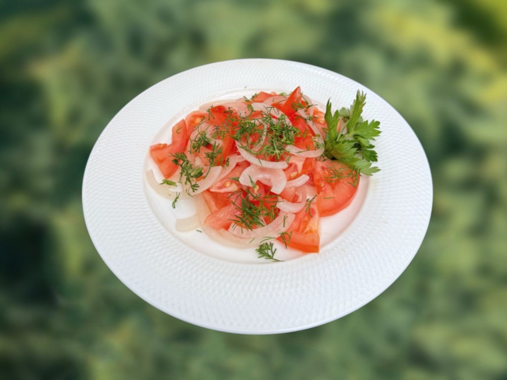 Помідори з цибулею 1/100