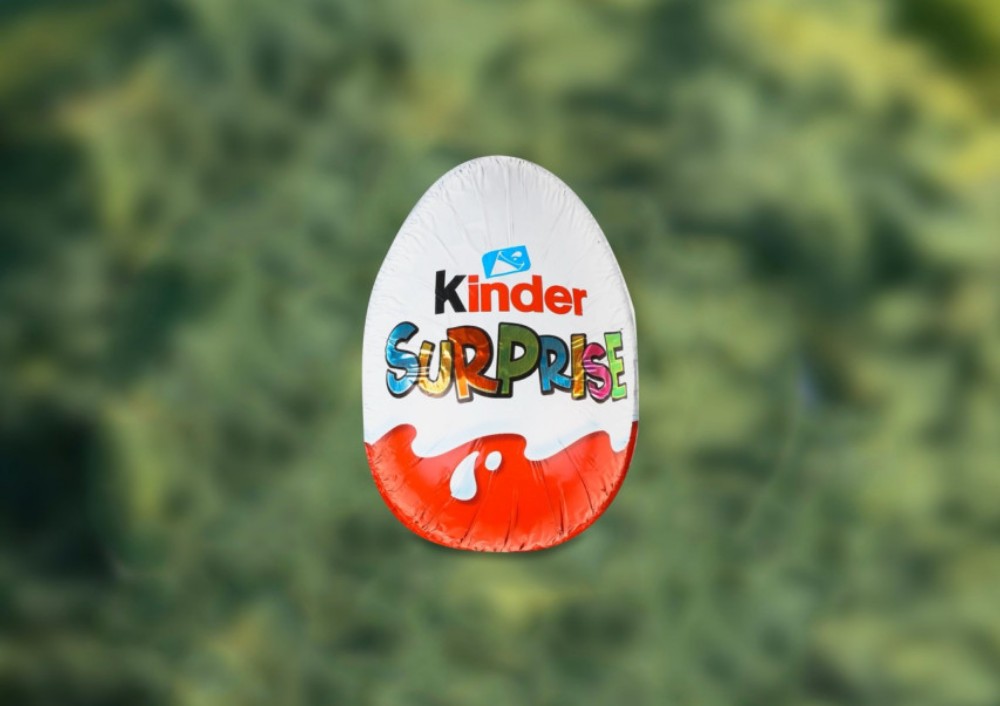 Шоколад кіндер з сюрпризом