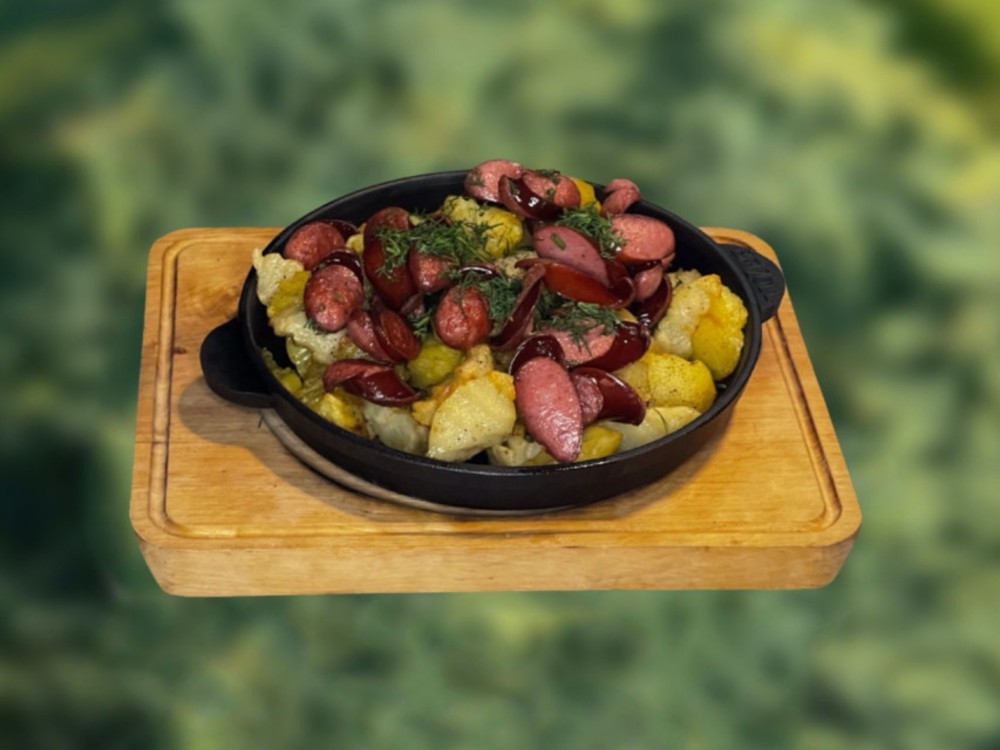 Пательня з мисливськими ковбасками 250г