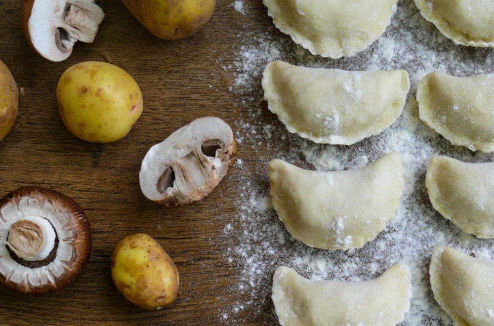 Вареники з картоплею та грибами