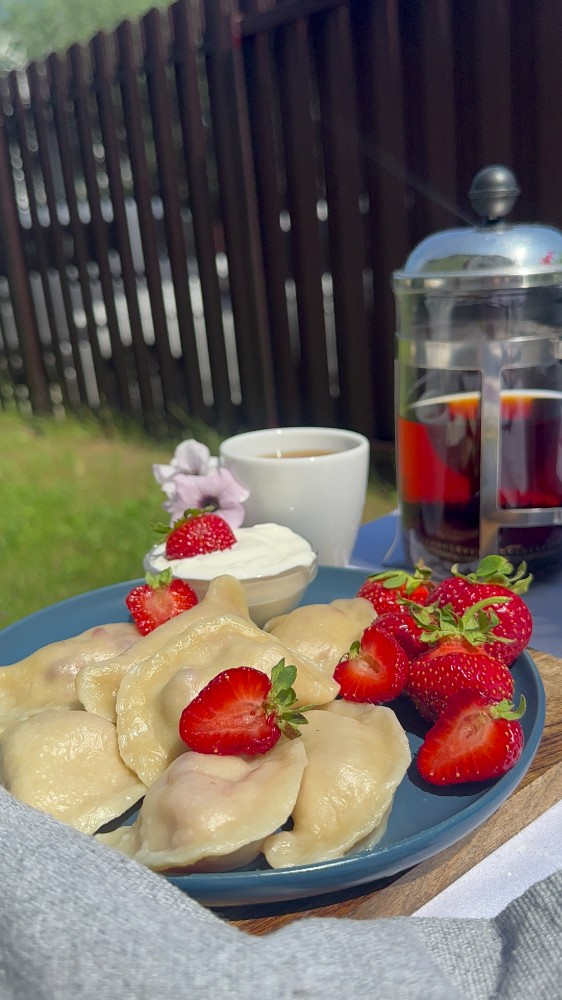 Вареники з полуницею