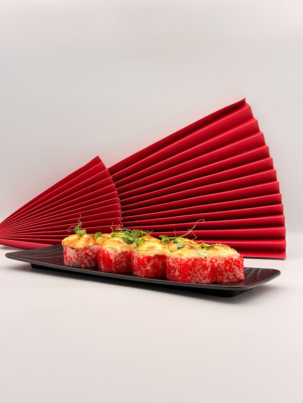 Запечений рол з лососем