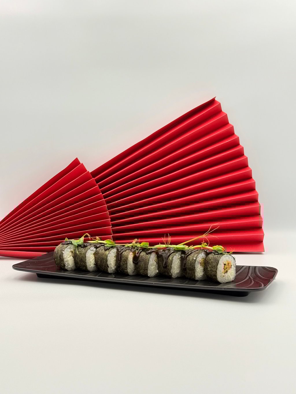 Рол Філа макі з мідією