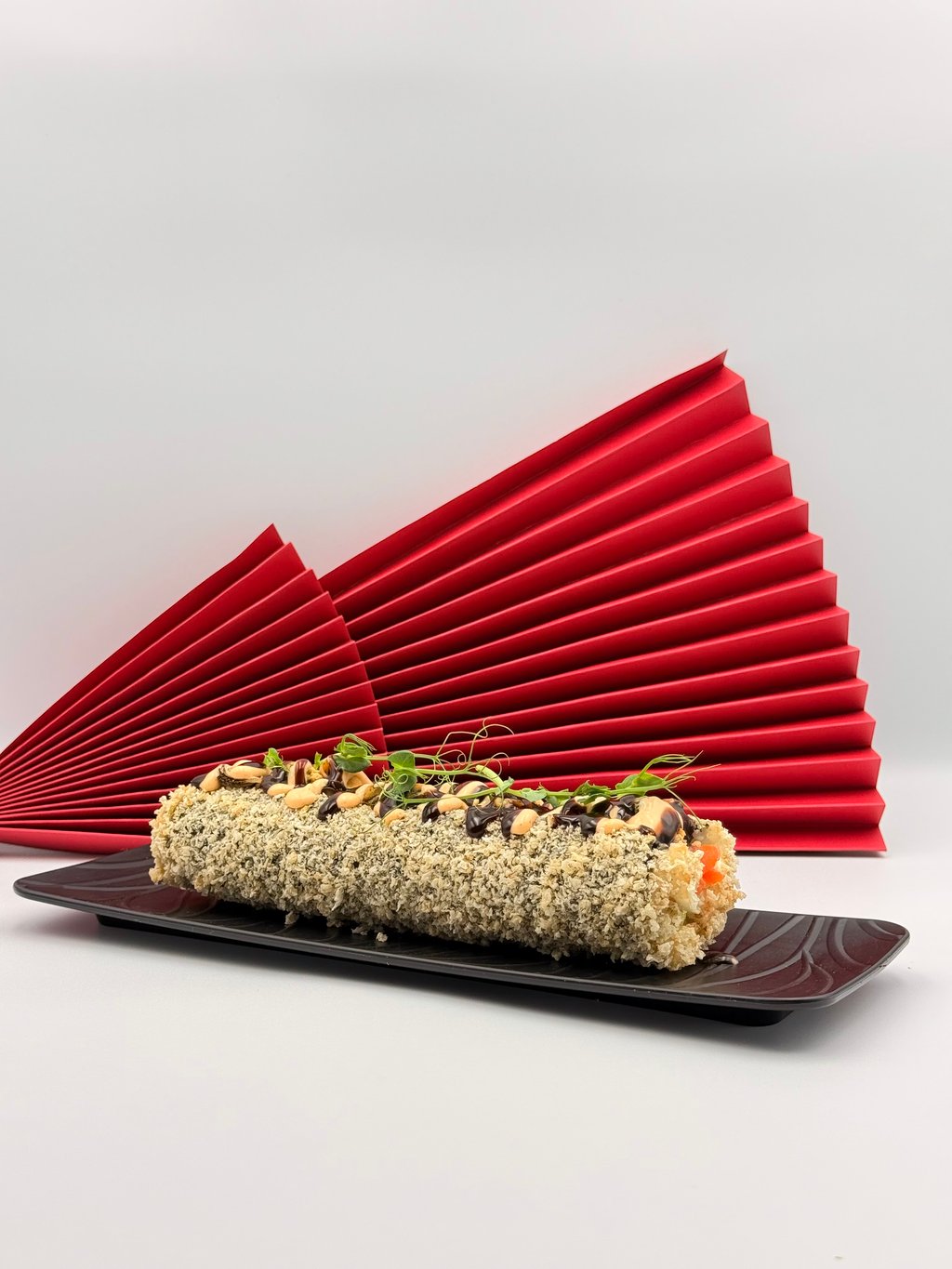 Рол дог з мідіями та лососем