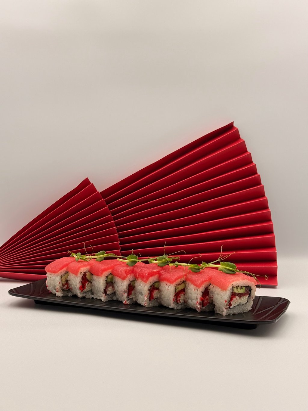 Рол Філадельфія з тунцем Люкс