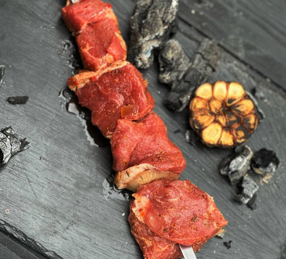 Шашлик із яловичини (рібай) у маринаді Hot Steak (сирий)