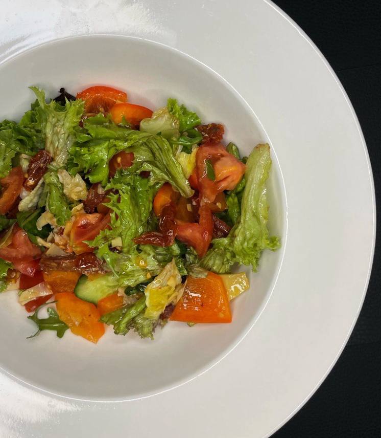 Салат з в'яленими томатами та артишоками (345 г)