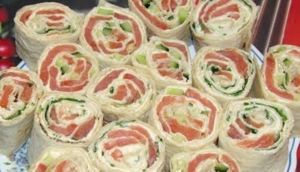 Лаваш с семгой и сыром филадельфия НГ/ Lavash with salmon and philadelphia cheese NY