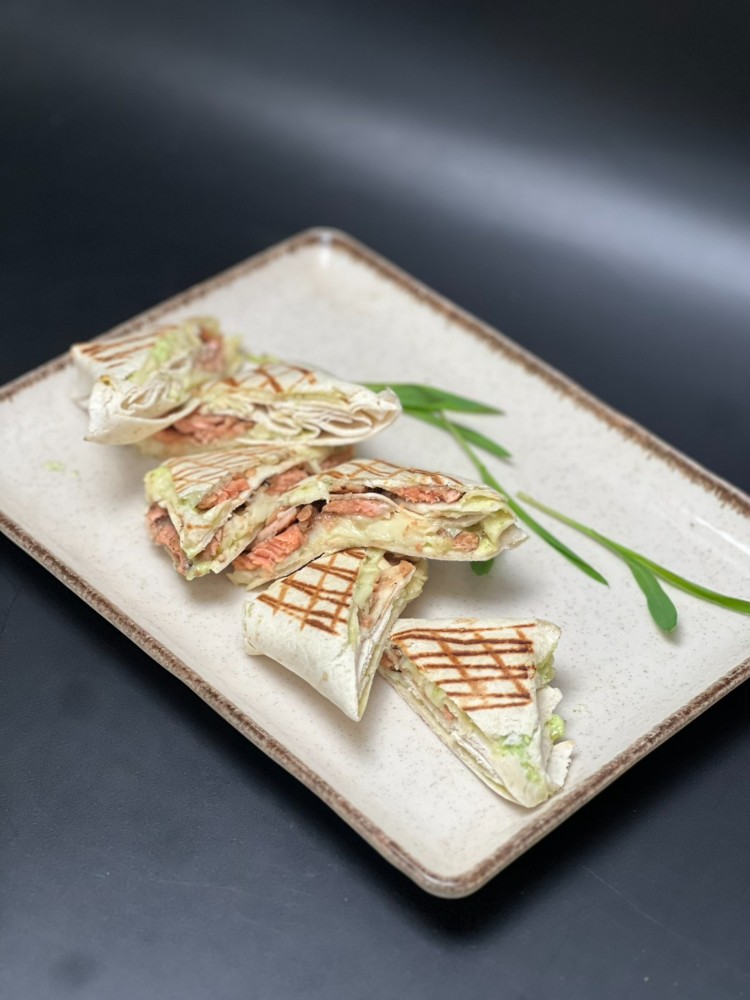 Лаваш з лососем