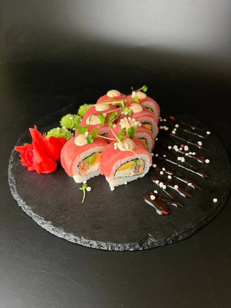 Філадельфія тунець з лососем теріяки