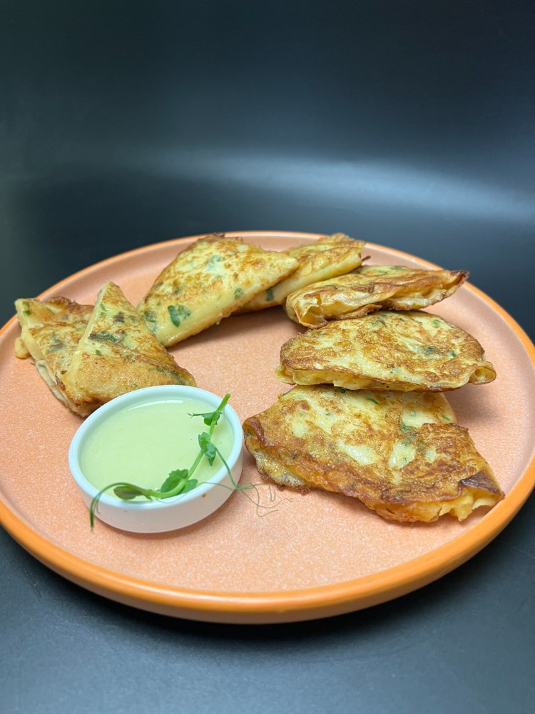 Бендерики з горохом та часником