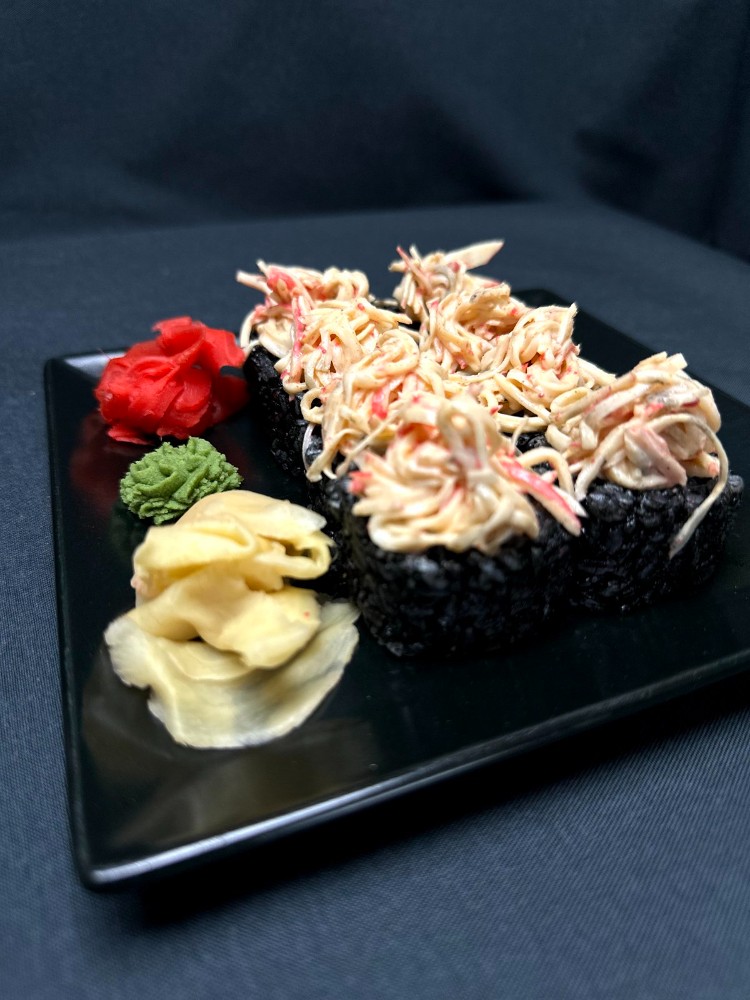 рол Black Spicy