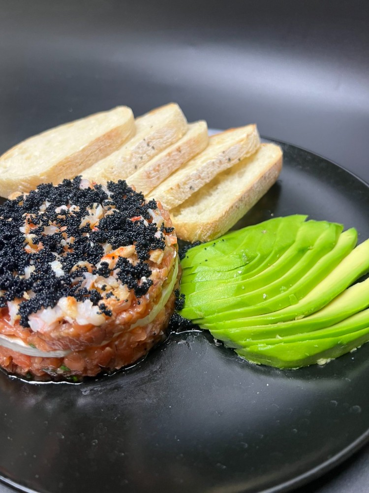 Тартар з лосося