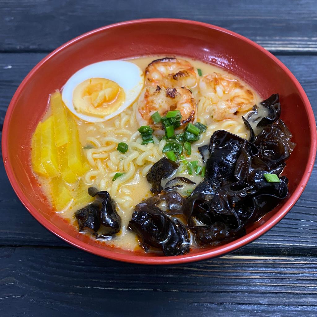Сырный рамен с креветкой