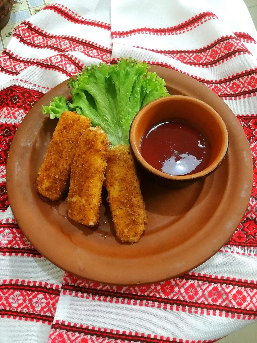 Сирні палочки з часниковим соусом