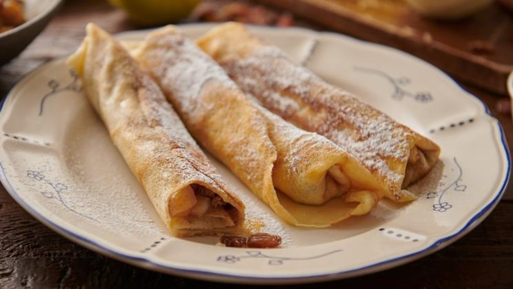Млинці з яблуками
