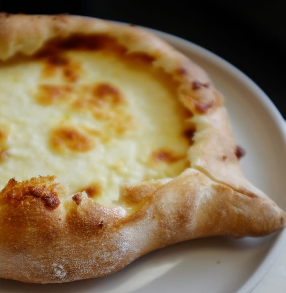 Adjarian Khachapuri/აჭარული ხაჭაპური
