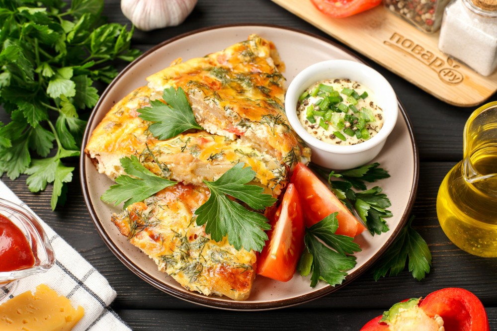 Омлет з грибами та шинкою