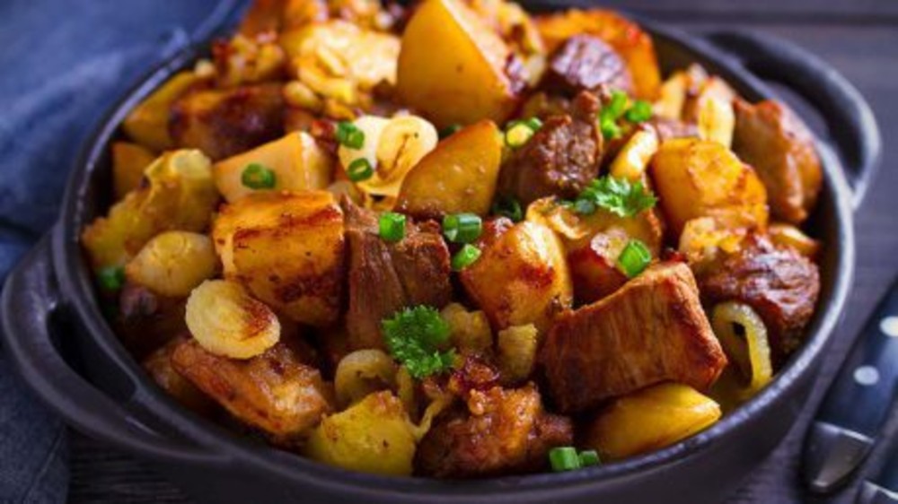 Сковорідка зі свинини з овочами 