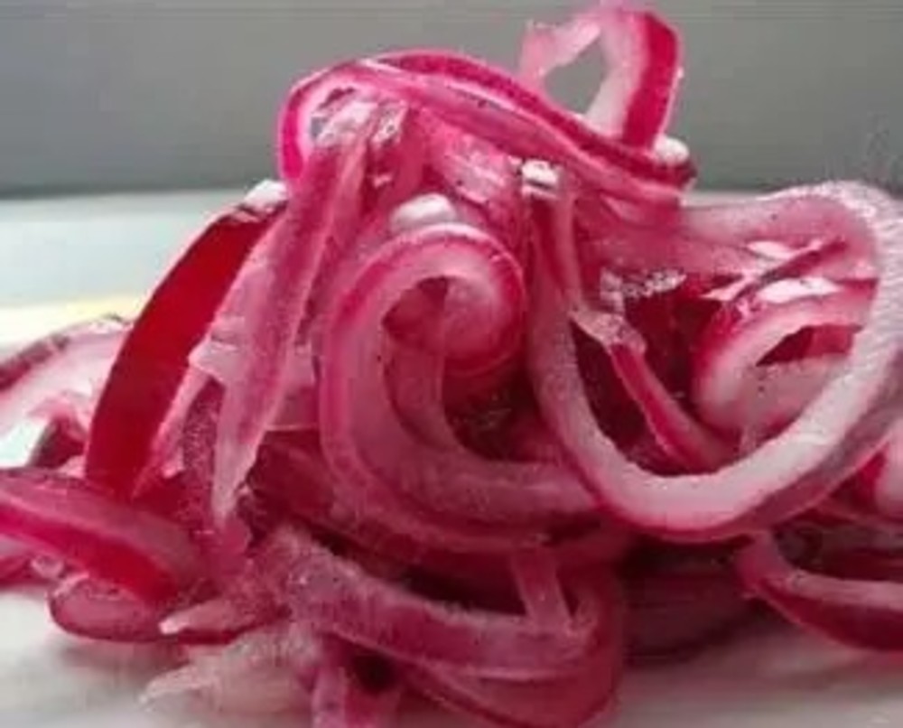 Цибуля маринована