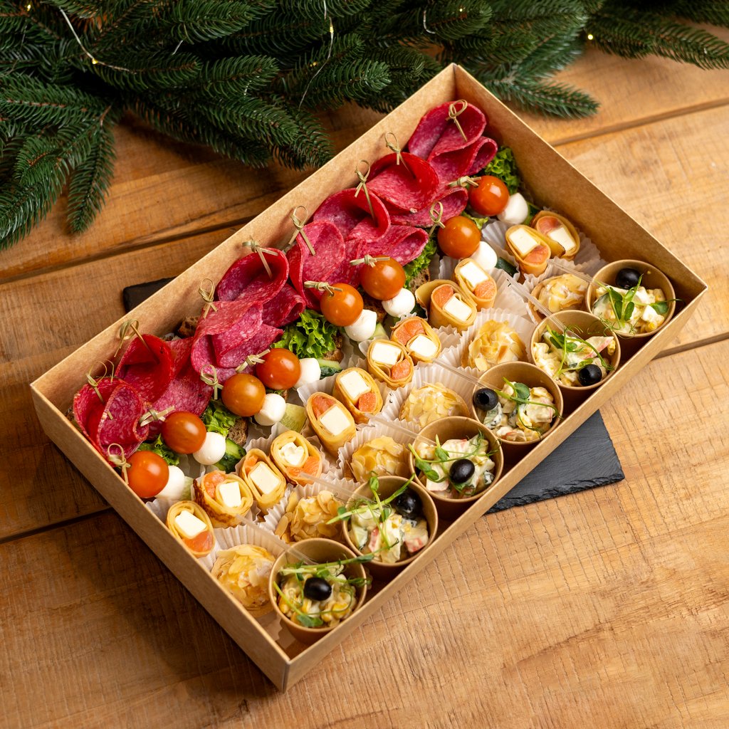 Н/ Сет із холодних закусок 2000г