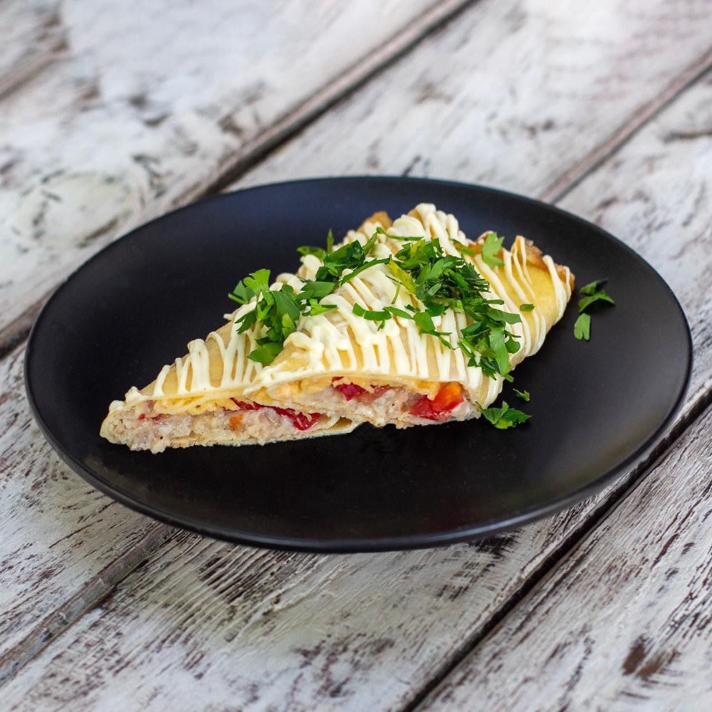 Р/ Омлетний рулет з куркою та сиром 140г