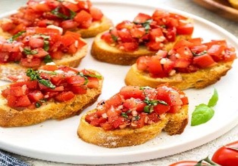 Classic Bruschetta with Tomatoes, Balsamic Sauce and French Baguette