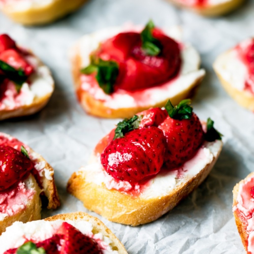 Roasted Strawberry, Basil, and Cream Cheese Crostini 