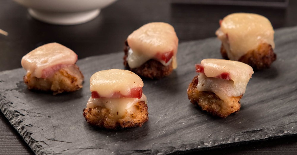 Mini Cordon Blue Canape