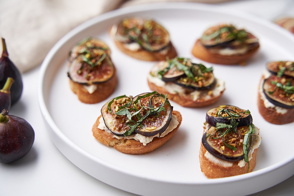 Fig, Goat Cheese and Pistachio Crostini