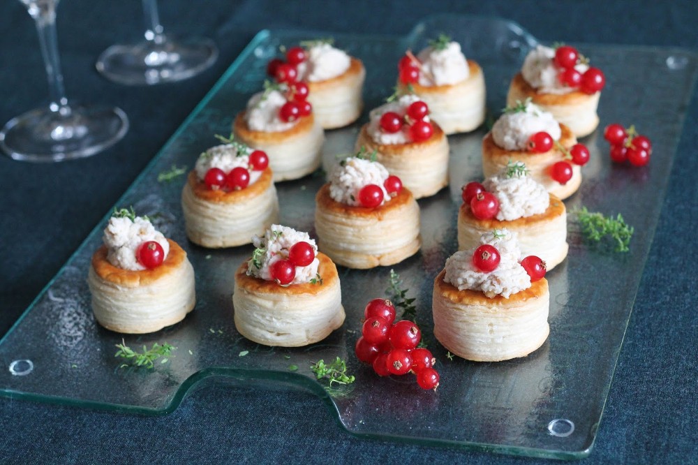 Vol Au Vents with Sweet Curd Filling and Mushroom in French